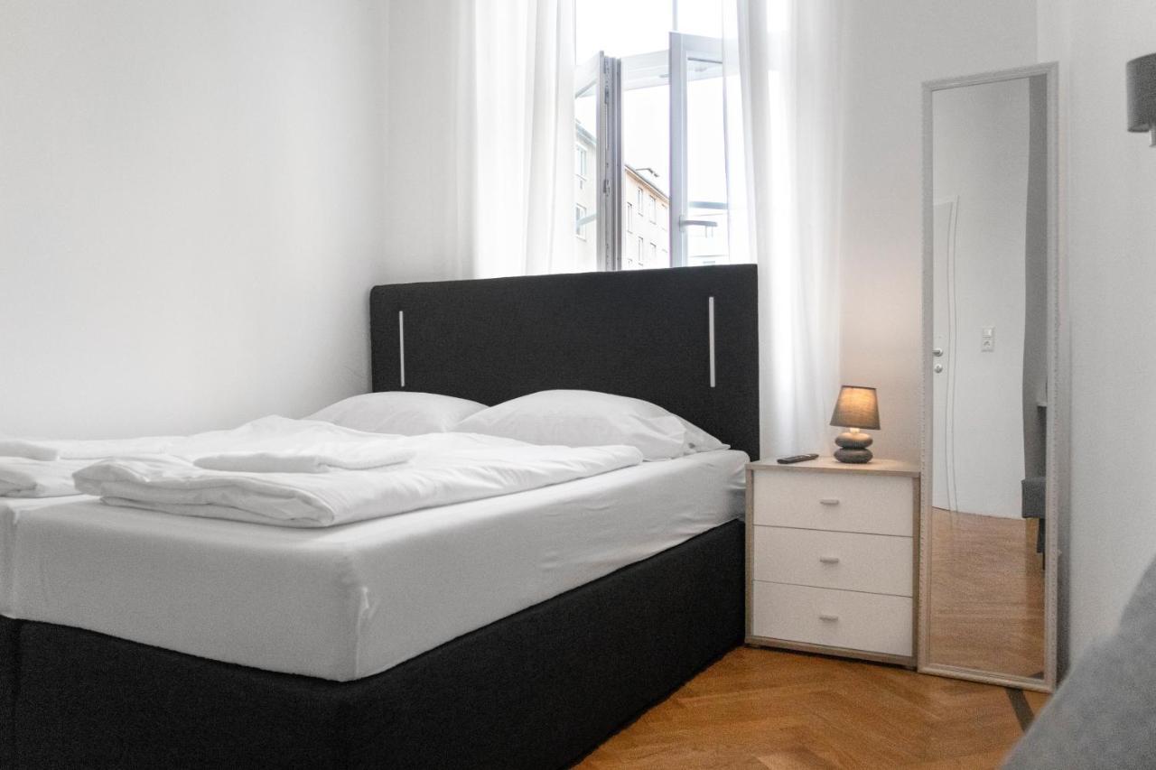 Superb 7Br Shared Apartment- Near Hauptbahnhof Wina Bagian luar foto