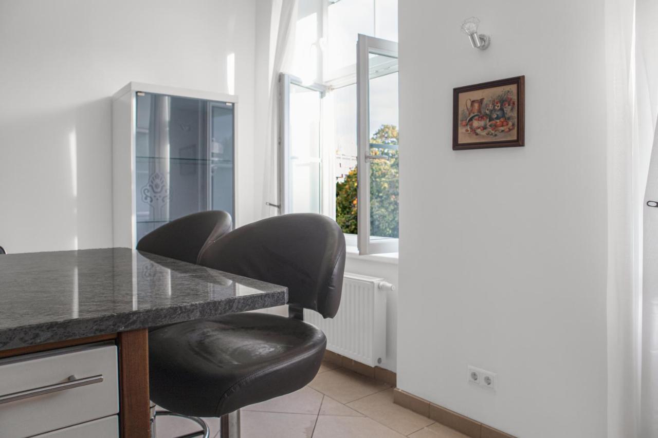 Superb 7Br Shared Apartment- Near Hauptbahnhof Wina Bagian luar foto